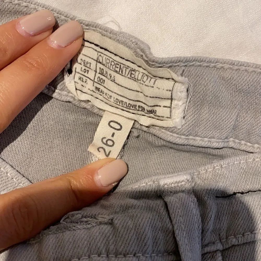 Current Elliot Light gray jeans - Picture 3 of 5